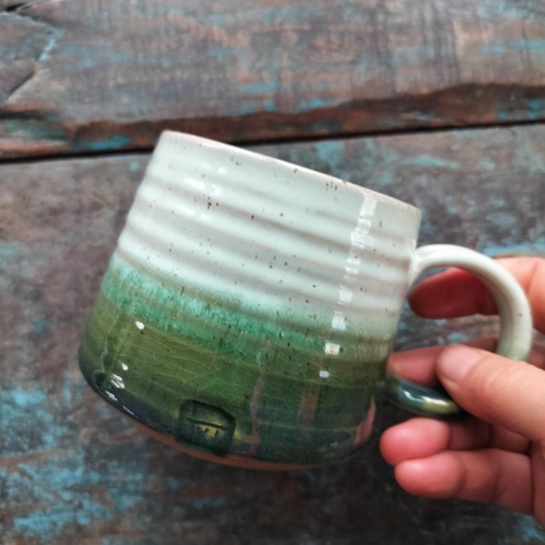 mint/gr�n krus med hank