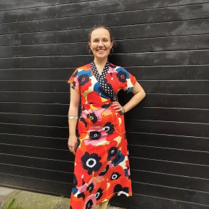 Kimono-kjole med store valmuer